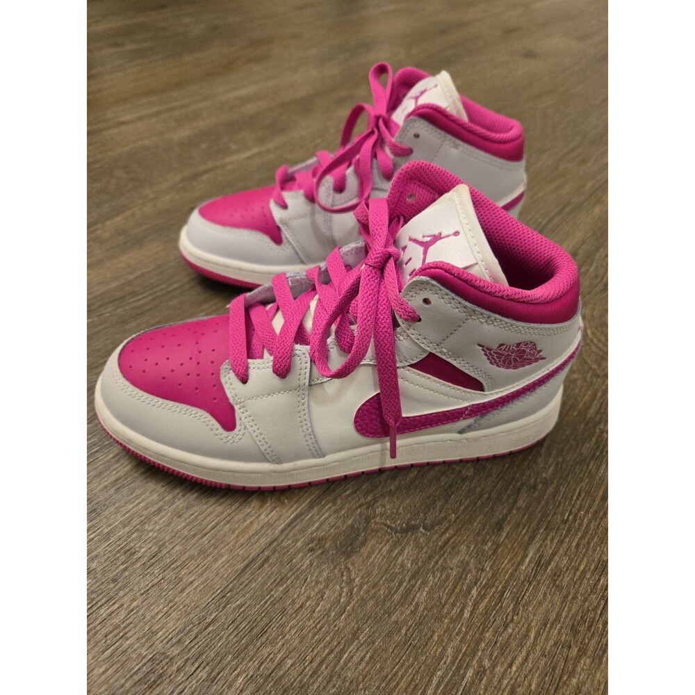 Air Jordan 1 Mid Kids Shoes Size 4.5Y Iris Whisper Fire Pink White Sneakers